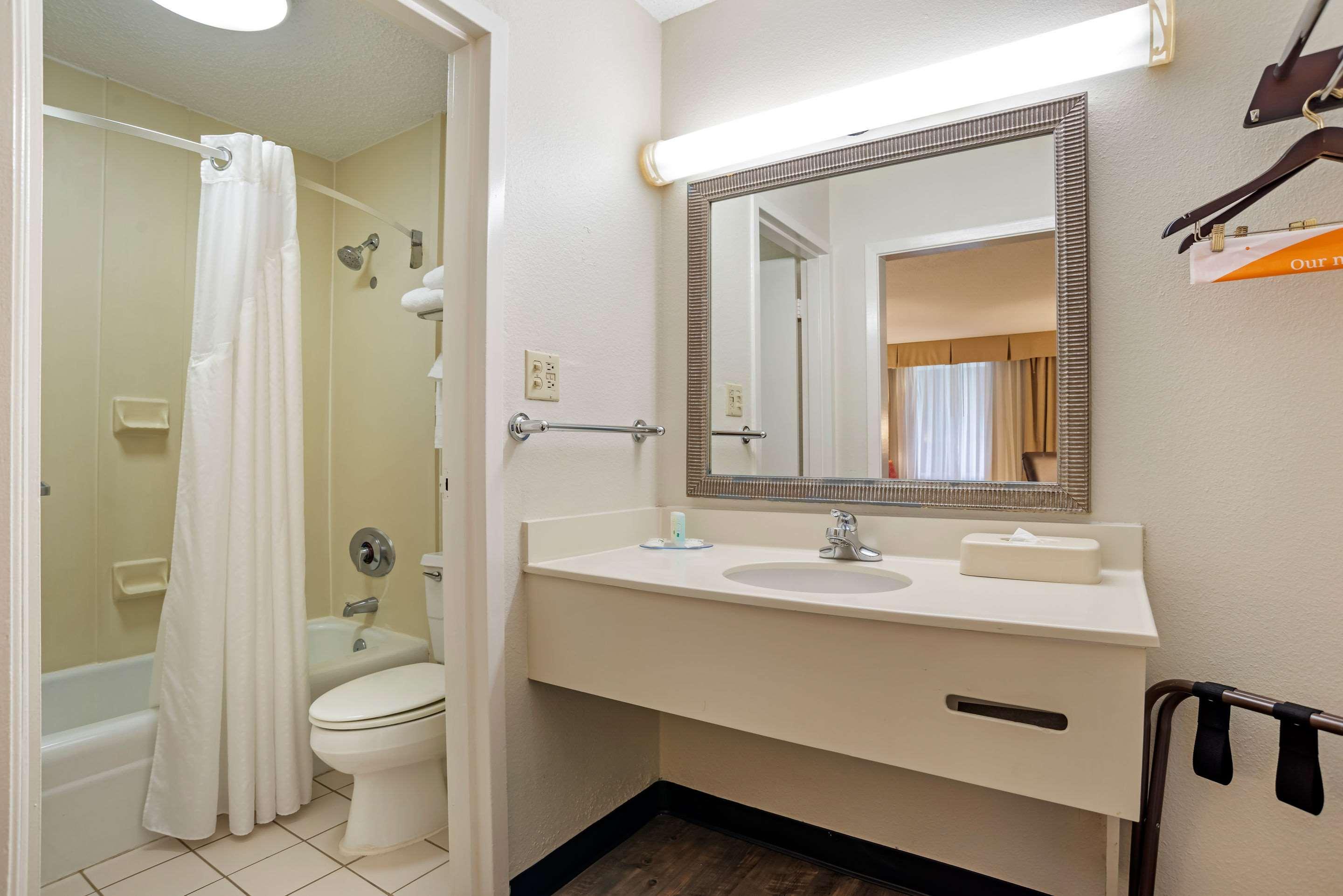 Quality Inn Baton Rouge East I-12 Bagian luar foto
