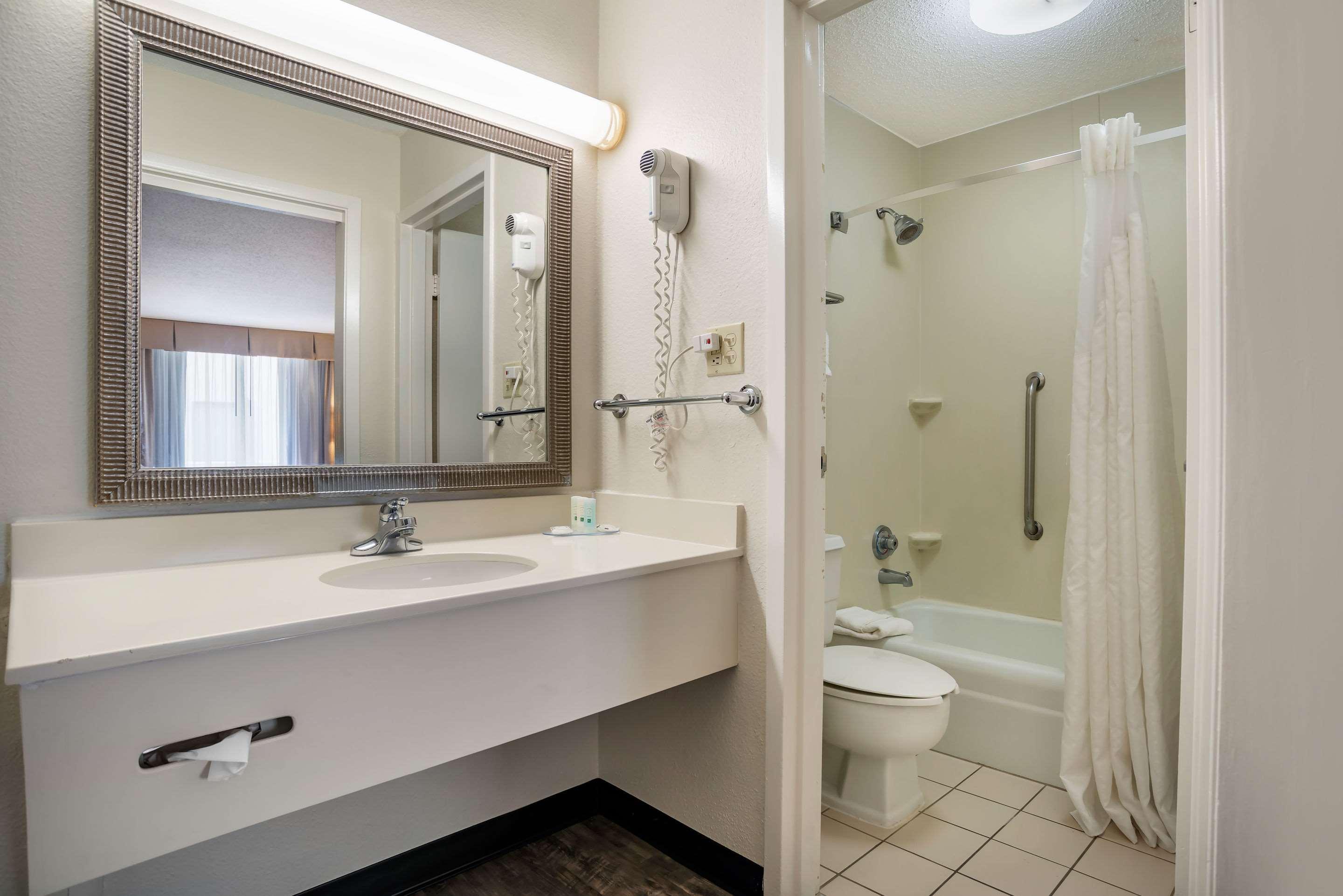 Quality Inn Baton Rouge East I-12 Bagian luar foto